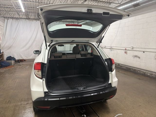 2022 Honda HR-V AWD LX