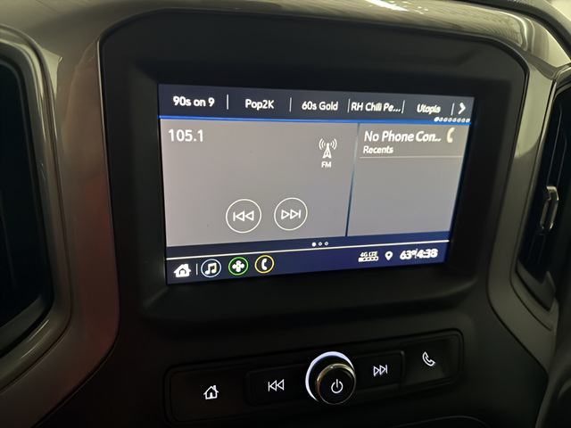 2020 Chevrolet Silverado 1500 4WD Crew Cab Short Bed Custom