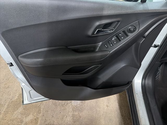 2020 Chevrolet Trax FWD LS