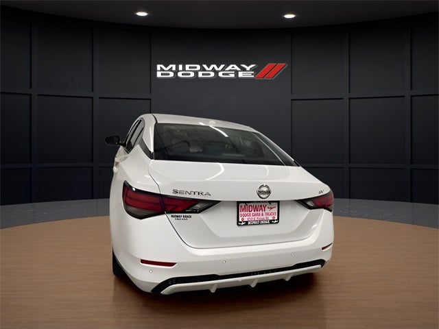 2021 Nissan Sentra SV Xtronic CVT