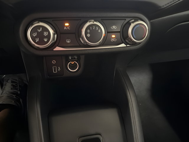 2024 Nissan Versa 1.6 S