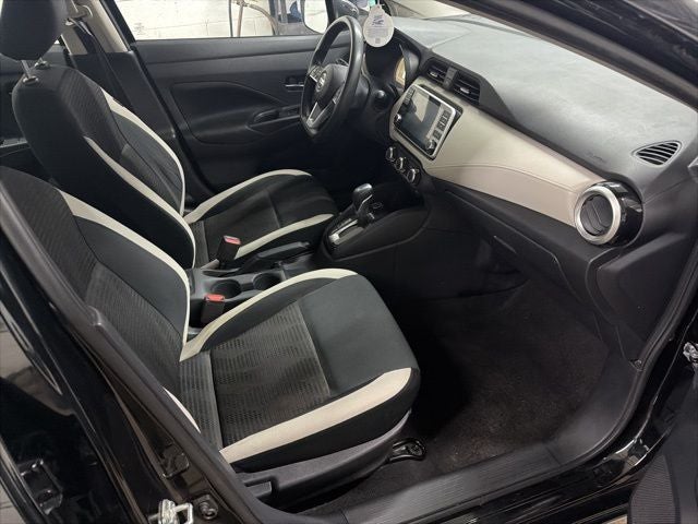 2021 Nissan Versa SV Xtronic CVT