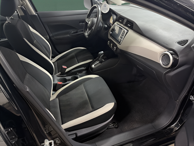 2021 Nissan Versa SV Xtronic CVT
