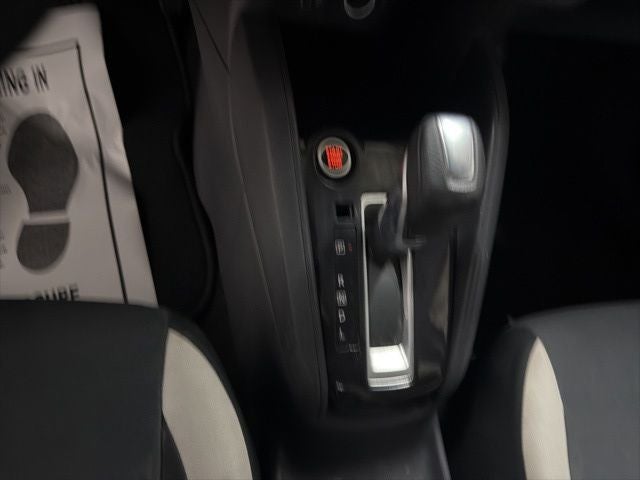 2021 Nissan Versa SV Xtronic CVT