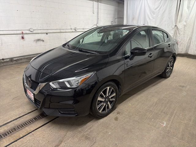 2021 Nissan Versa SV Xtronic CVT
