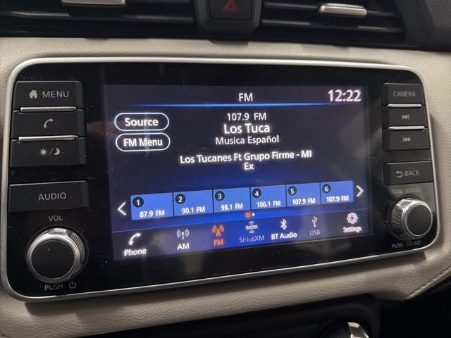 2021 Nissan Versa SV Xtronic CVT