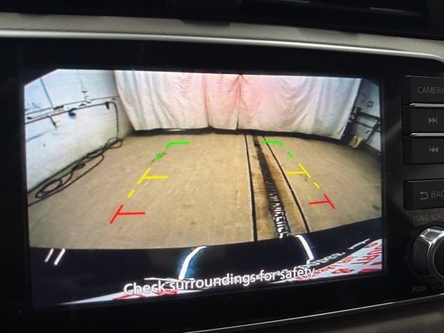 2021 Nissan Versa SV Xtronic CVT