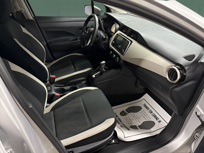 2021 Nissan Versa SV Xtronic CVT
