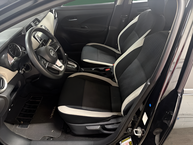 2021 Nissan Versa SV Xtronic CVT