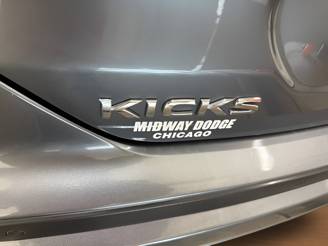 2024 Nissan Kicks S Xtronic CVT