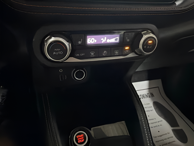 2020 Nissan Kicks SR Xtronic CVT
