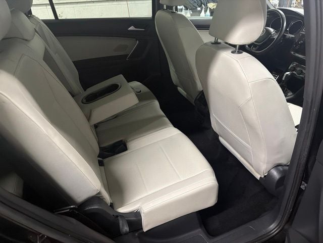 2020 Volkswagen Tiguan 2.0T SE R-Line Black