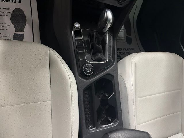 2020 Volkswagen Tiguan 2.0T SE R-Line Black