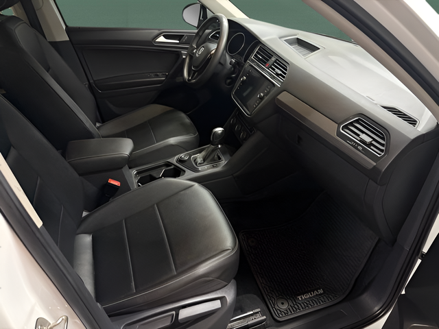 2021 Volkswagen Tiguan 2.0T SE R-Line Black