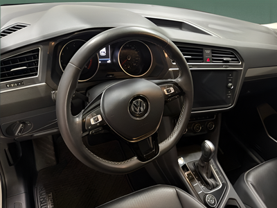 2021 Volkswagen Tiguan 2.0T SE R-Line Black