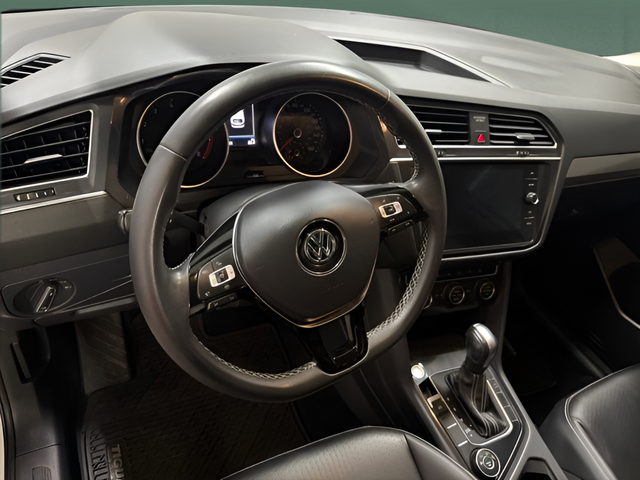 2021 Volkswagen Tiguan 2.0T SE R-Line Black
