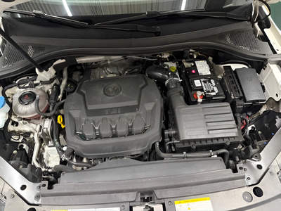 2021 Volkswagen Tiguan 2.0T SE R-Line Black