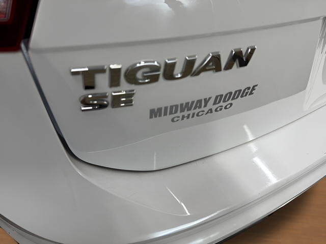 2021 Volkswagen Tiguan 2.0T SE R-Line Black