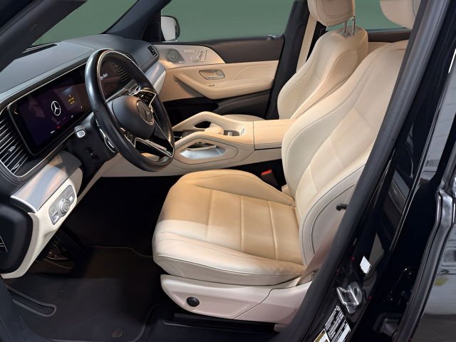 2025 Mercedes-Benz GLS 450 4MATIC®