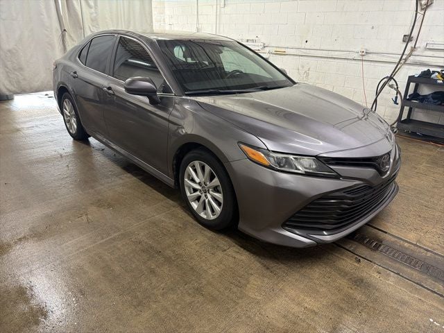 2020 Toyota Camry 2.5 Auto LE's photo