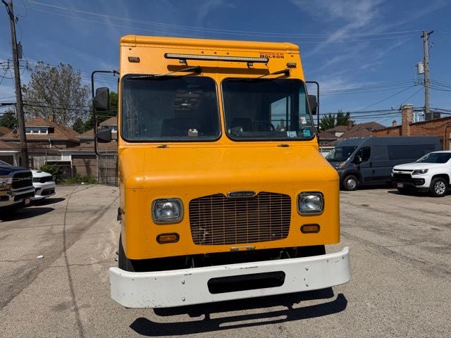 2014 Freightliner Mt 45 Chassis line walk-in