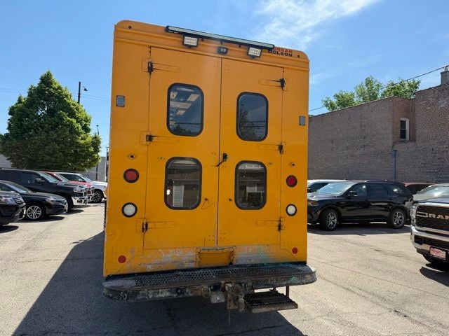 2014 Freightliner Mt 45 Chassis line walk-in