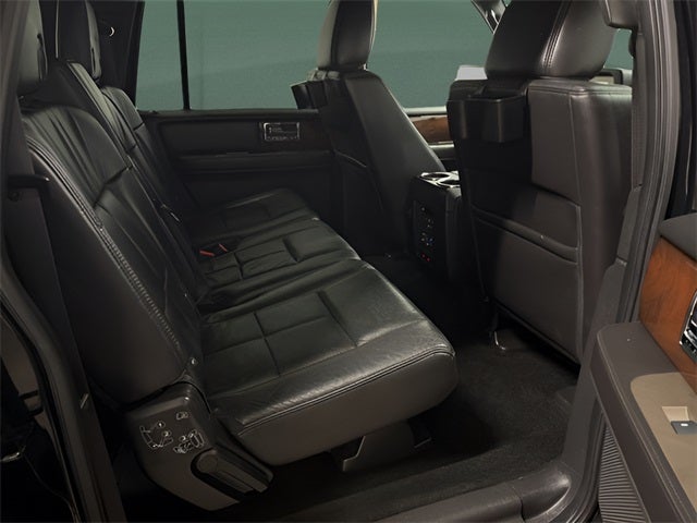 2014 Lincoln Navigator L Base