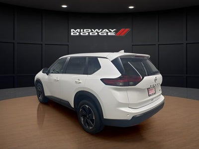 2024 Nissan Rogue SV FWD