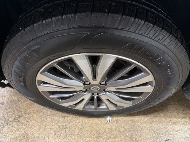 2020 Nissan Pathfinder SV 4WD