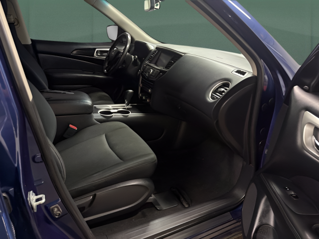 2020 Nissan Pathfinder SV 2WD
