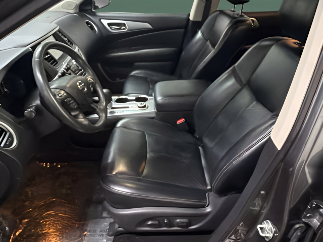 2018 Nissan Pathfinder SL