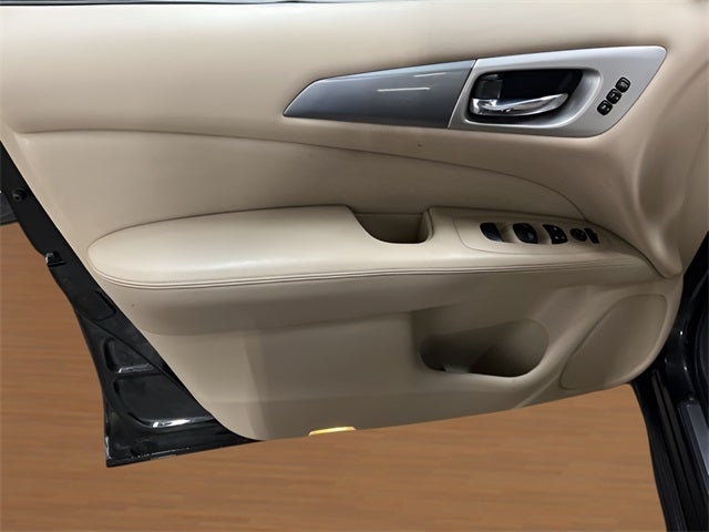 2018 Nissan Pathfinder SL