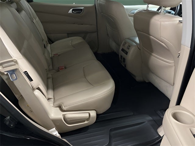 2018 Nissan Pathfinder SL