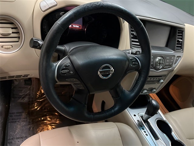 2018 Nissan Pathfinder SL
