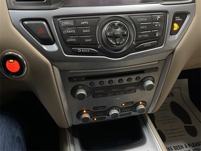 2018 Nissan Pathfinder SL