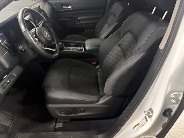 2022 Nissan Pathfinder SV 4WD