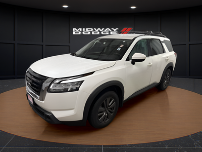 2022 Nissan Pathfinder SV 4WD