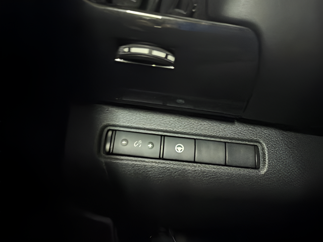 2022 Nissan Pathfinder SV 4WD