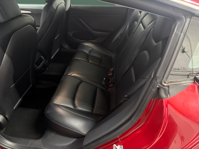 2022 Tesla Model 3 Rear-Wheel Drive