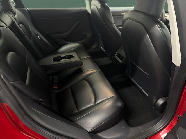 2022 Tesla Model 3 Rear-Wheel Drive