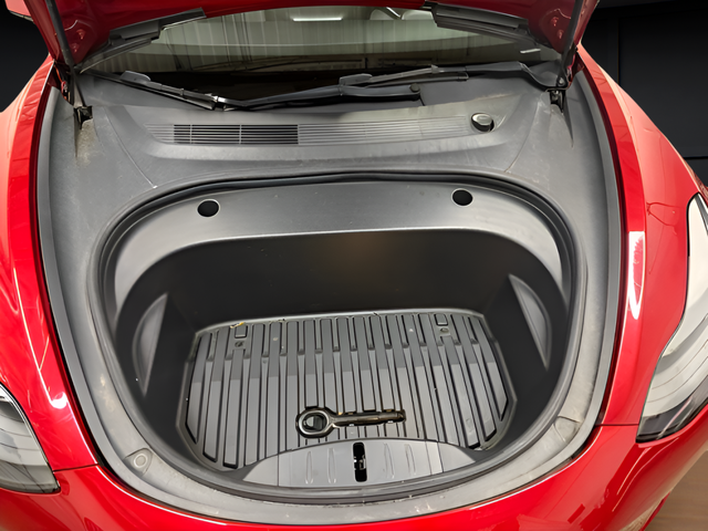 2022 Tesla Model 3 Rear-Wheel Drive