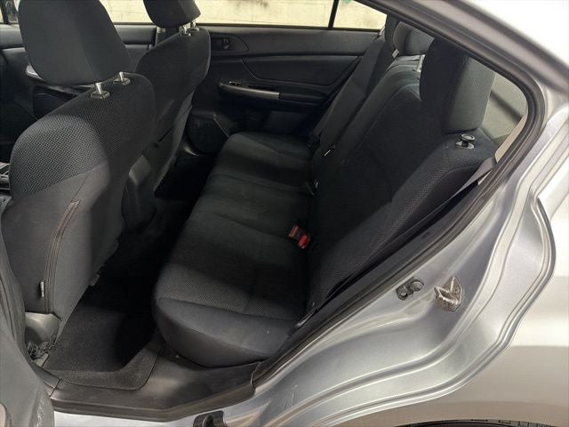 2016 Subaru Impreza 2.0i