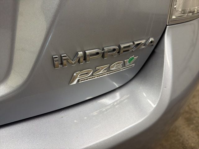 2016 Subaru Impreza 2.0i