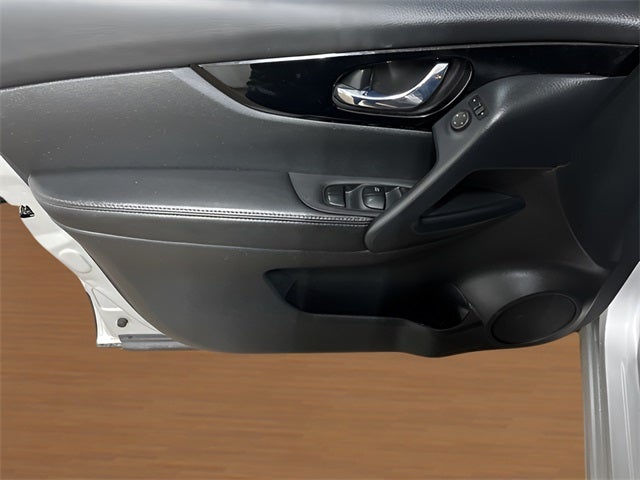 2022 Nissan Rogue Sport SL AWD Xtronic CVT