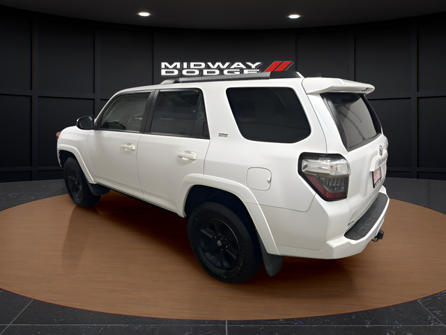 2022 Toyota 4Runner SR5