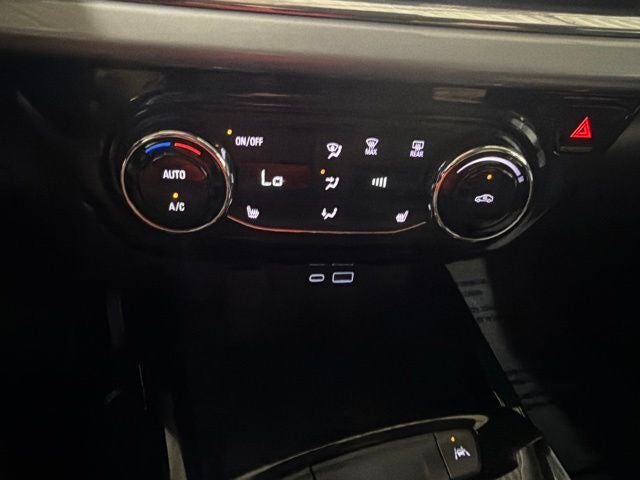 2025 Chevrolet Trax FWD LT