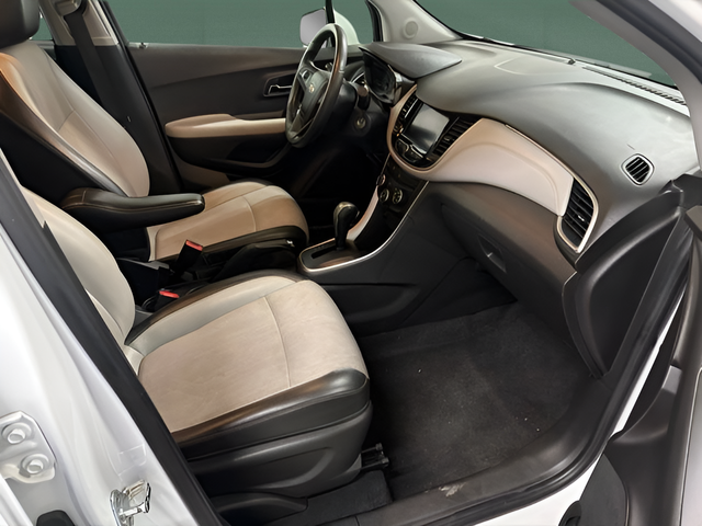 2021 Chevrolet Trax FWD LT