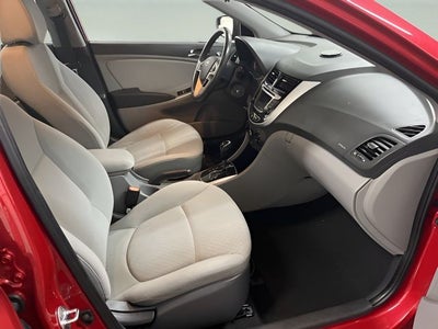 2014 Hyundai Accent SE