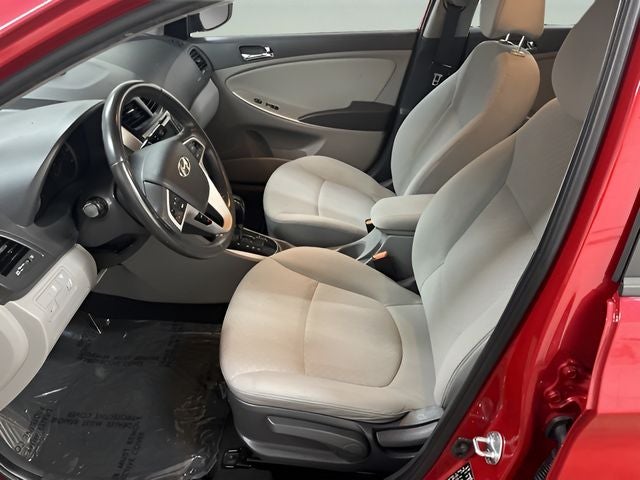 2014 Hyundai Accent SE