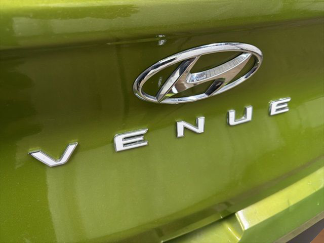 2022 Hyundai Venue SE